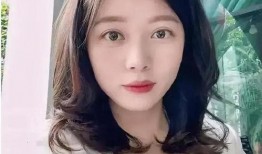 娱乐吃瓜头像女生,揭秘娱乐圈美女吃瓜头像背后的故事